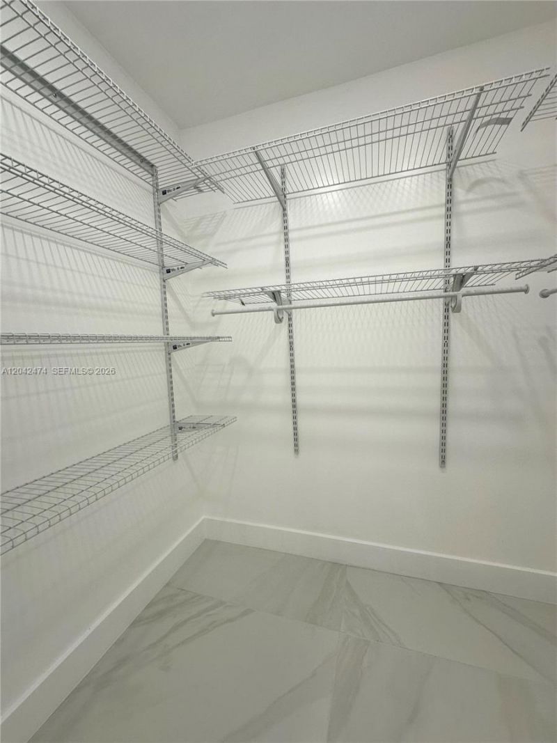 17620 Atlantic Blvd , Unit 310, Sunny Isles Beach, FL 33160 Photo