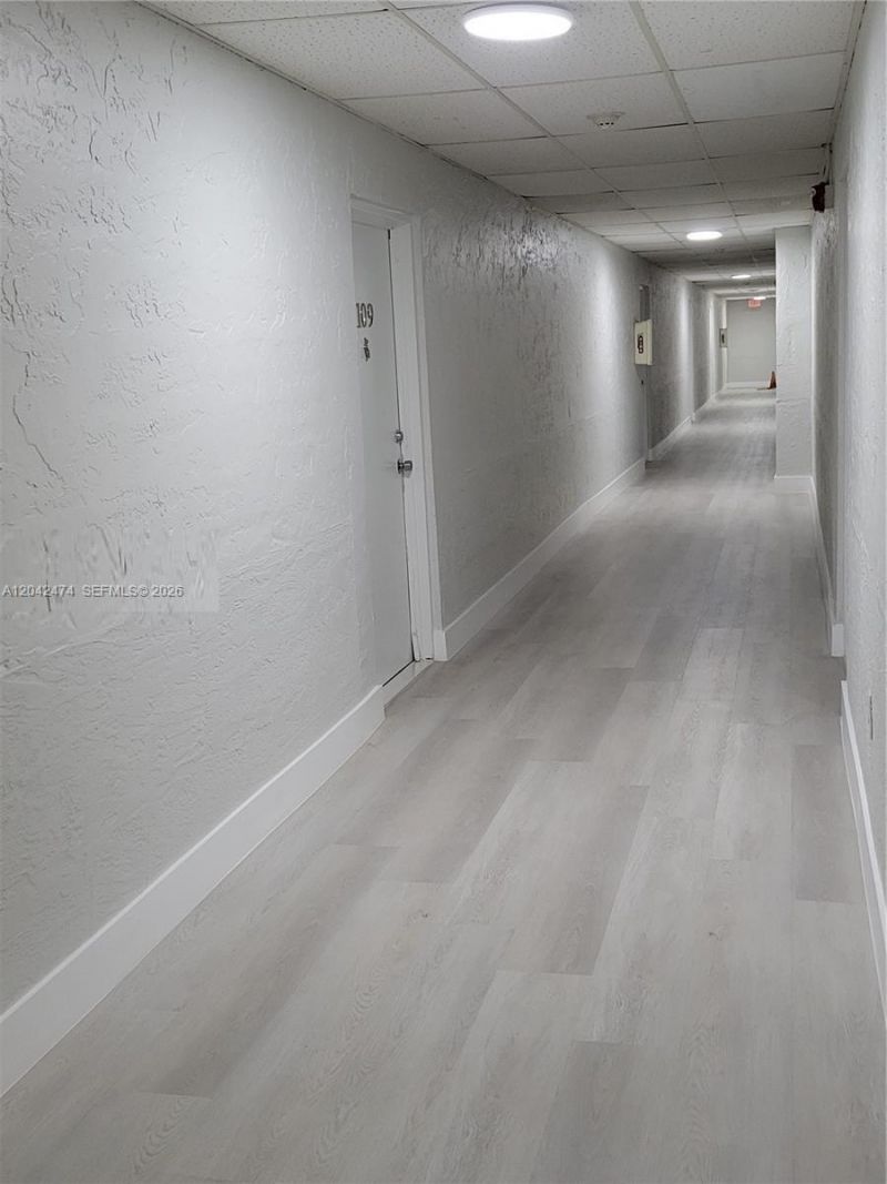 17620 Atlantic Blvd , Unit 310, Sunny Isles Beach, FL 33160 Photo