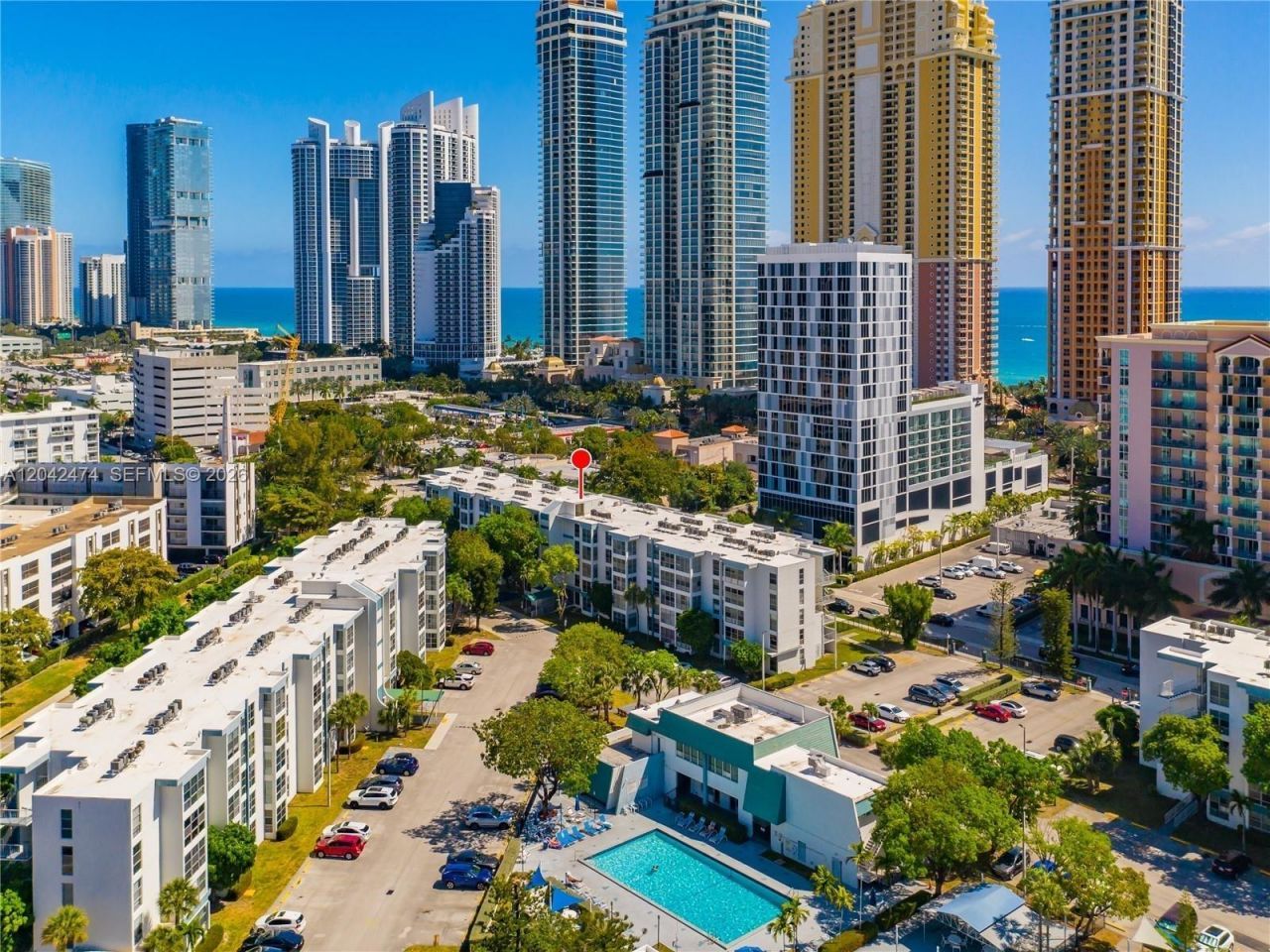 17620 Atlantic Blvd , Unit 310, Sunny Isles Beach, FL 33160 Photo