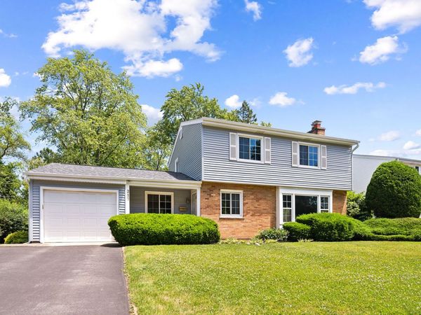 217 Willow Avenue , Deerfield, IL 60015