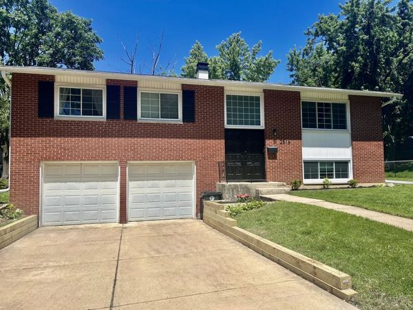 2516 Jackson Drive , Woodridge, IL 60517