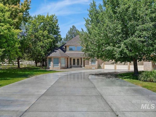 1672 Briarwood Ln, Twin Falls, ID 83301