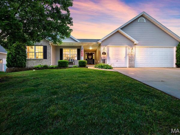 228 Highland Meadows Drive, Wentzville, MO 63385