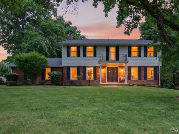 223 Trailtop Court, Chesterfield, MO 63017