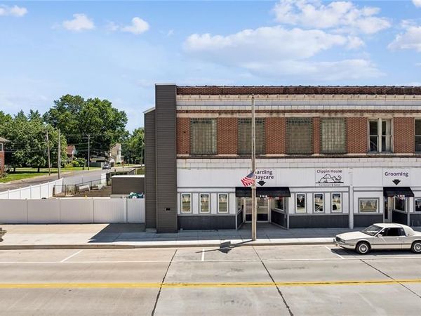 124 E Main Street, Staunton, IL 62088