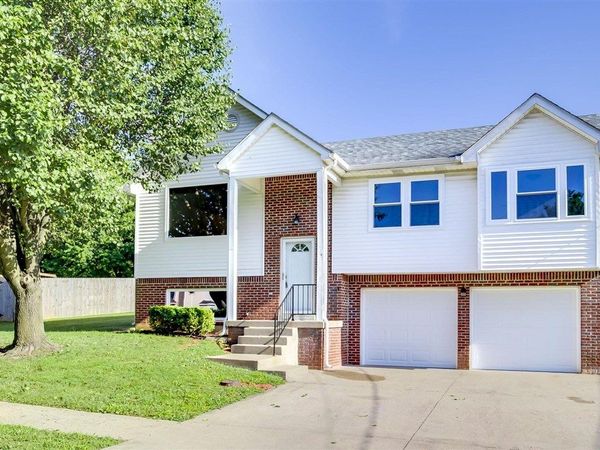 200 Mable Court , Vine Grove, KY 40175