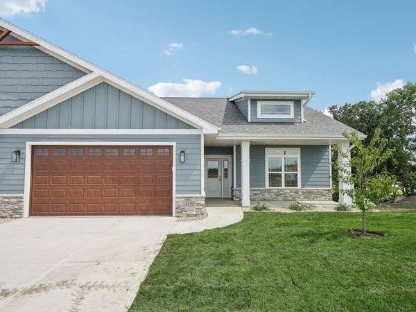 3017 Bronze Leaf Lane, Sun Prairie, WI 53590