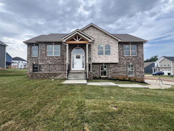 794 Carrillo Dr , Clarksville, TN 37040