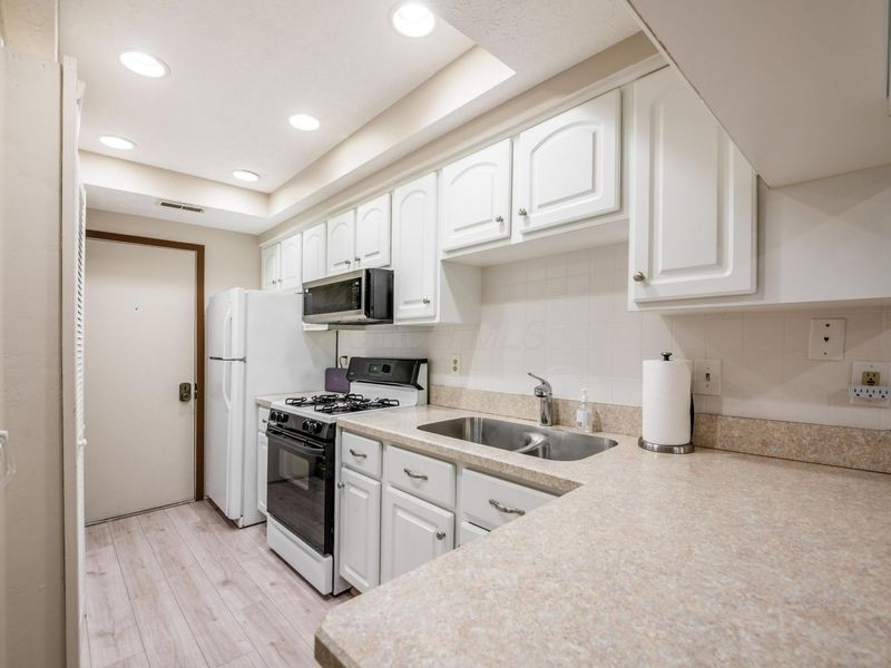 5000 Deer Forest Place, Unit 5000, Westerville, OH 43081 Photo 13
