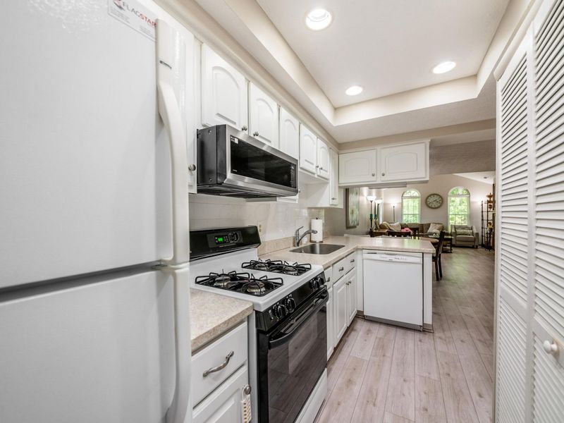 5000 Deer Forest Place, Unit 5000, Westerville, OH 43081 Photo 14