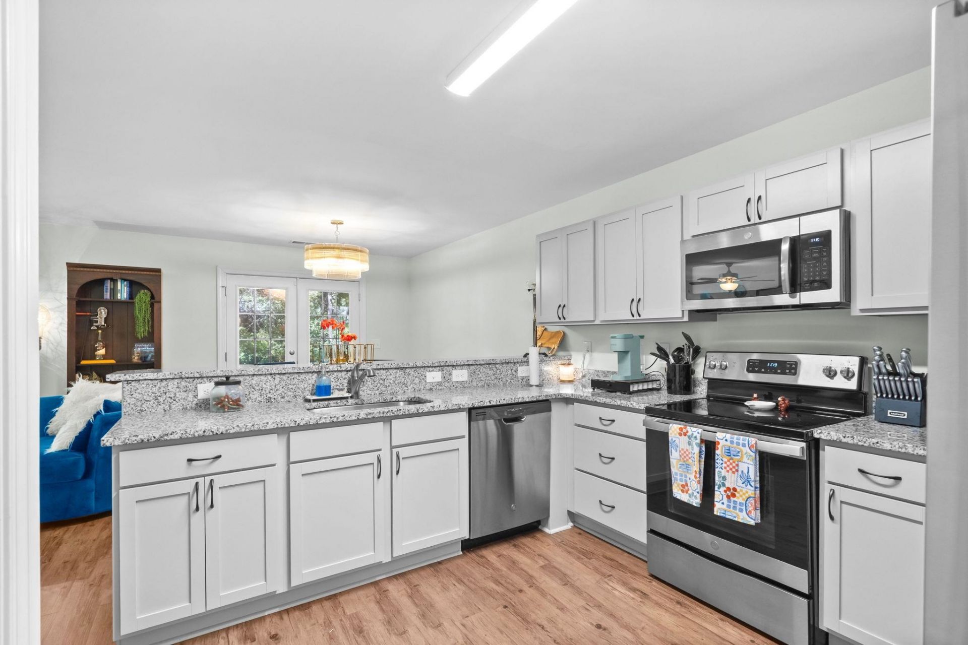 17 Sedley Ct. Photo 12
