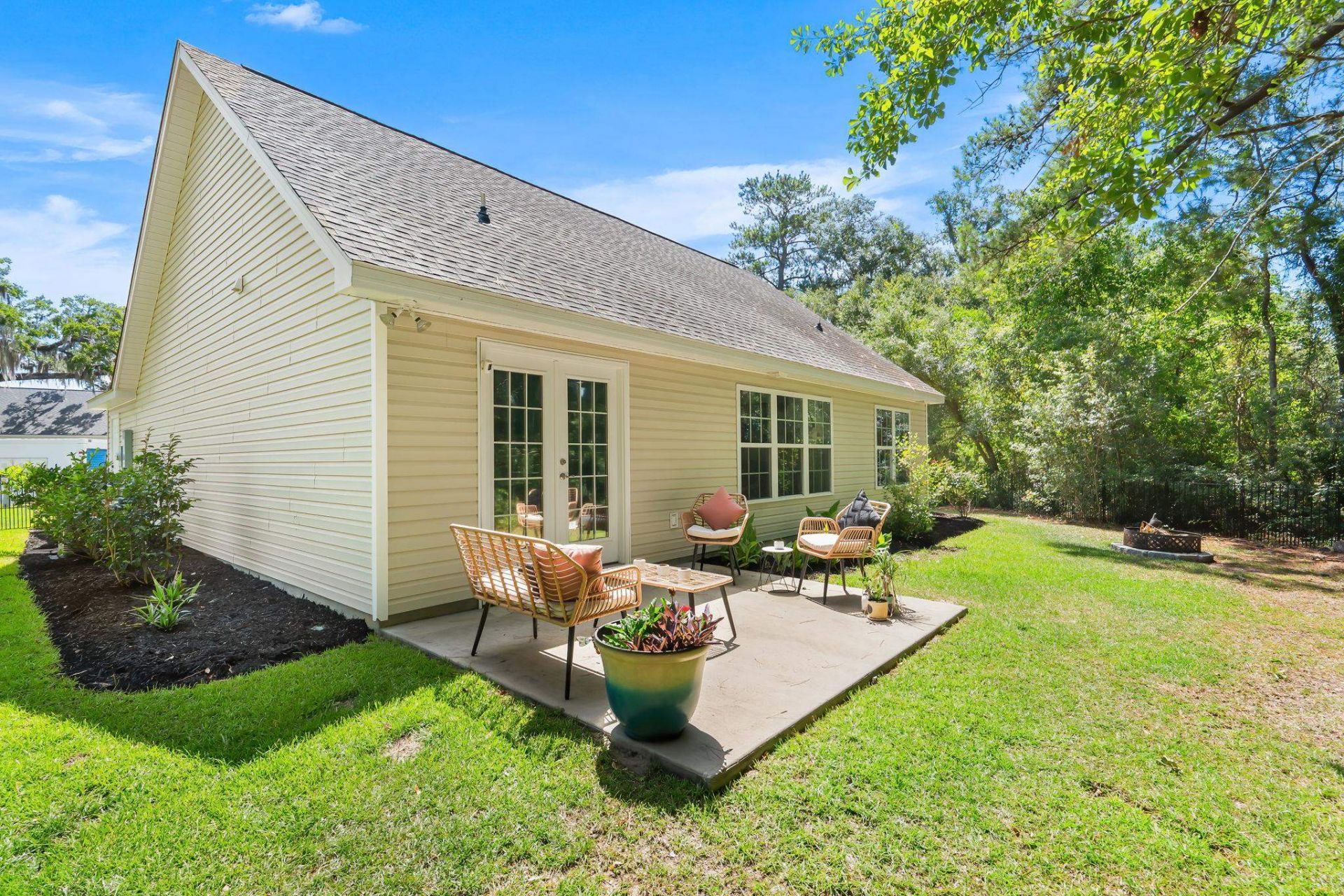 17 Sedley Ct. Photo 32