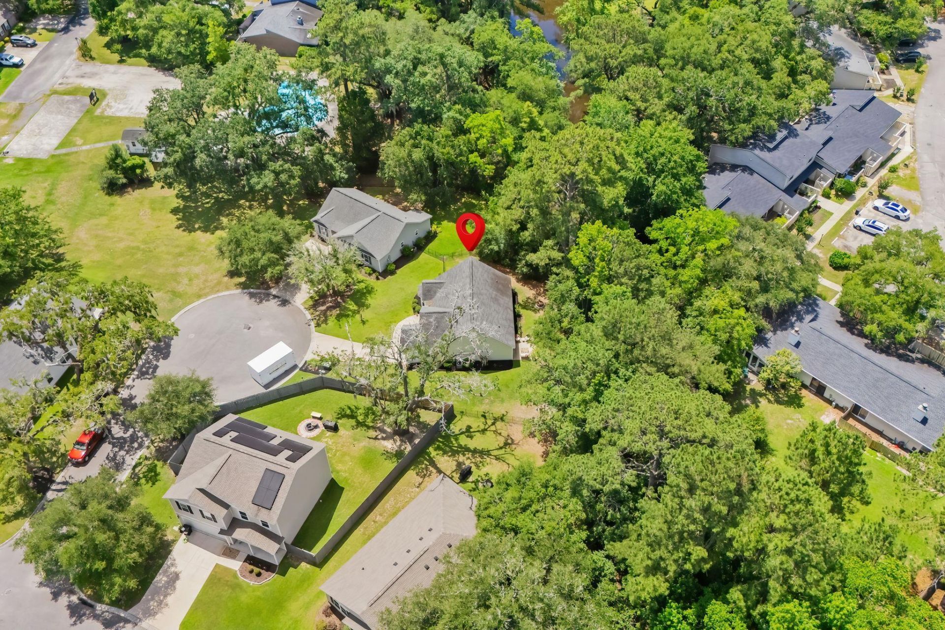 17 Sedley Ct. Photo 37