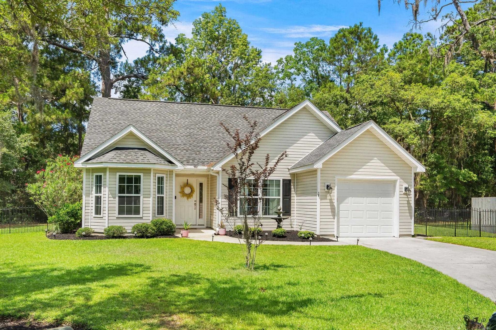 17 Sedley Ct. Photo 39
