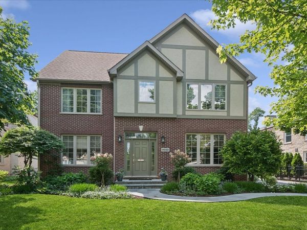 9550 Central Park Avenue , Evanston, IL 60203