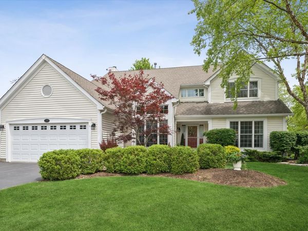 755 Warwick Court , Lake Zurich, IL 60047