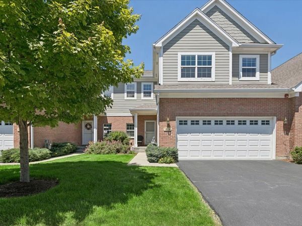 1814 Torrey Parkway, Libertyville, IL 60048