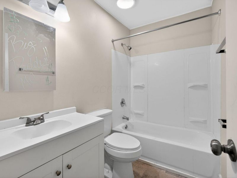 2520 Atwood Terrace , Columbus, OH 43211 Photo 20