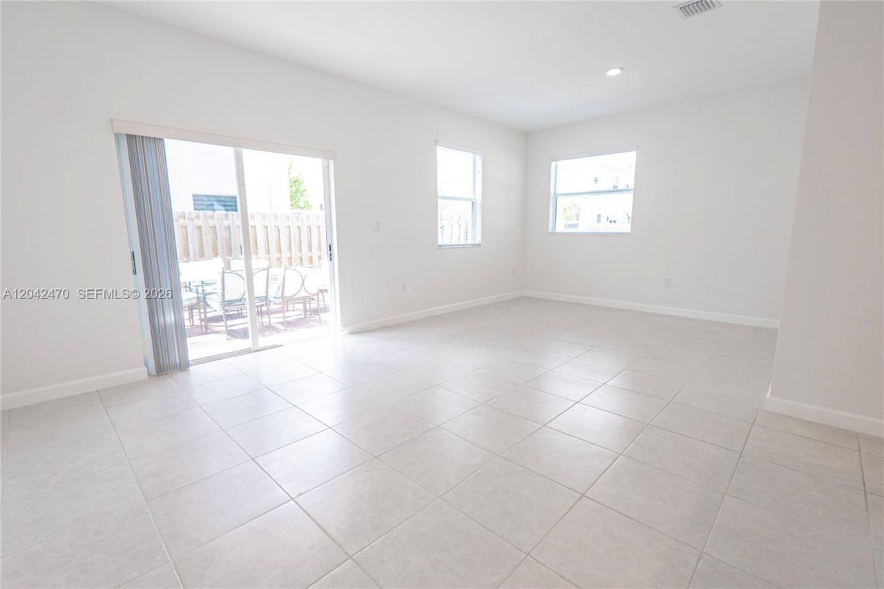 2630 SE 12th St, Homestead, FL 33035 Photo