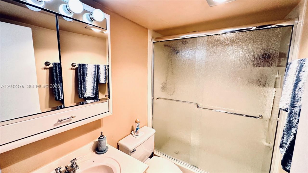 2671 S Course Dr , Unit 208, Pompano Beach, FL 33069 Photo