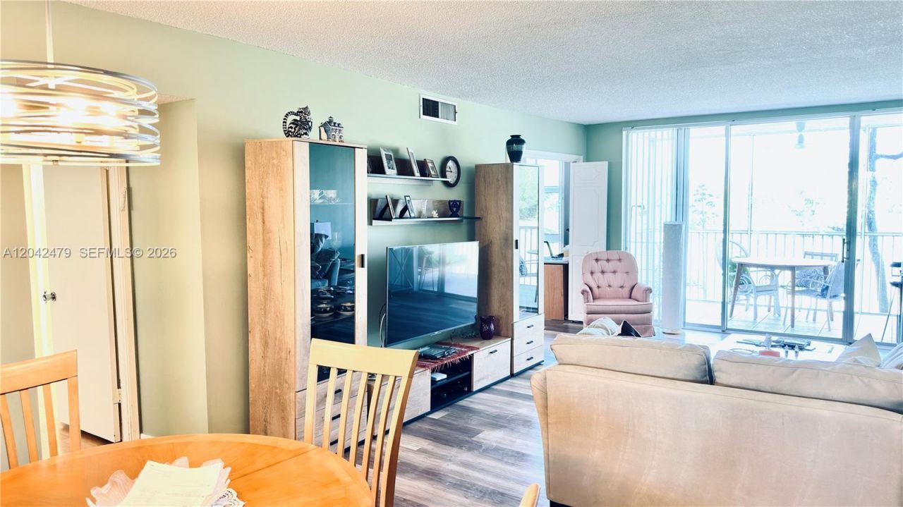 2671 S Course Dr , Unit 208, Pompano Beach, FL 33069 Photo