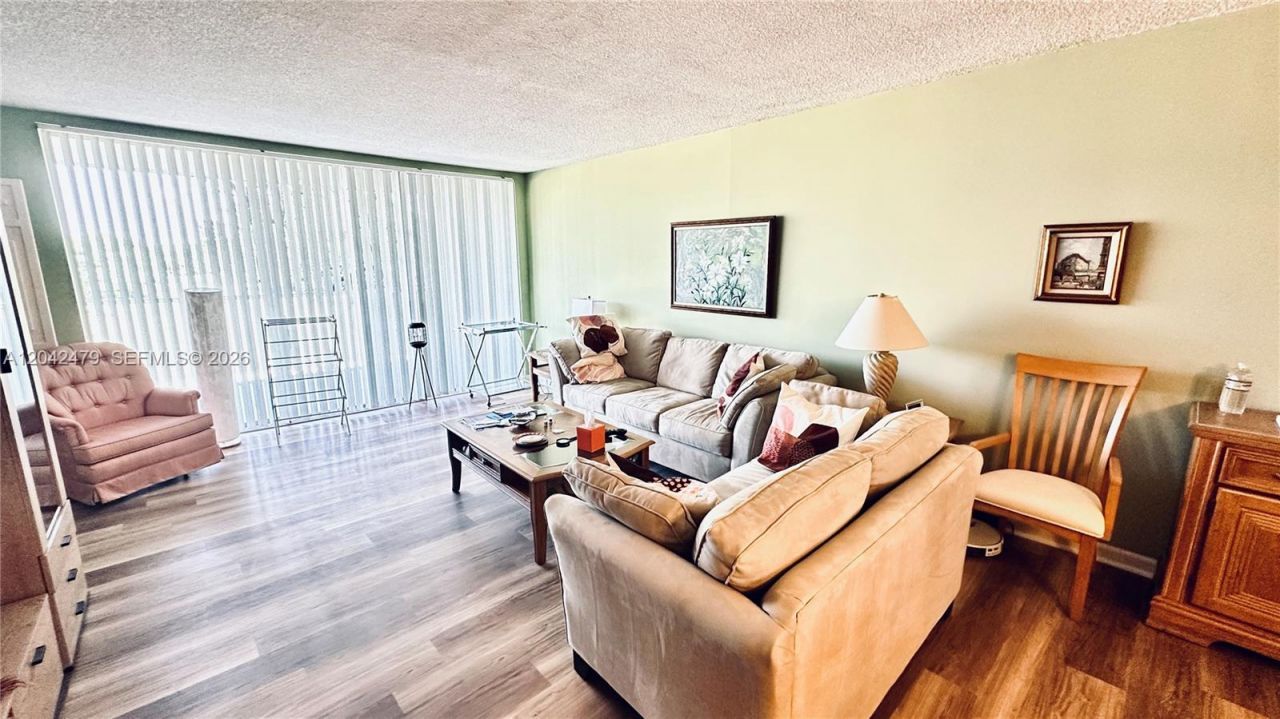 2671 S Course Dr , Unit 208, Pompano Beach, FL 33069 Photo