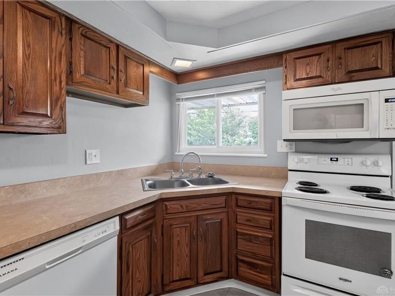1855 Mattis Drive, Miami Township, OH 45439 Photo 11