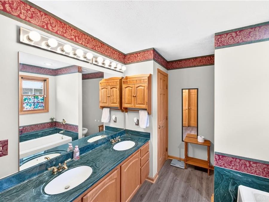 Property Image 43