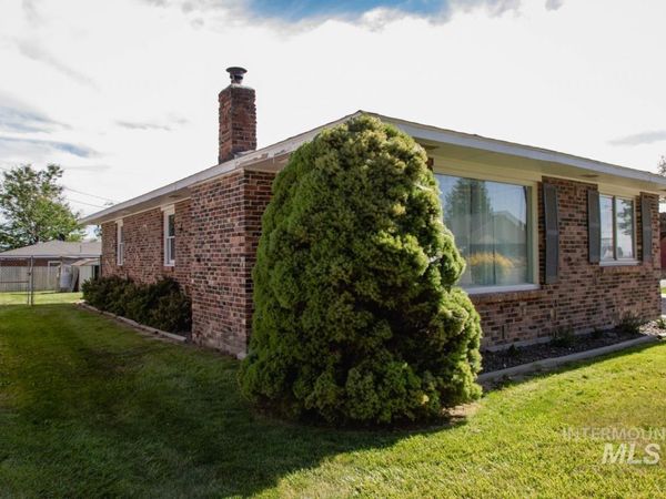 1404 Rochester, Caldwell, ID 83605