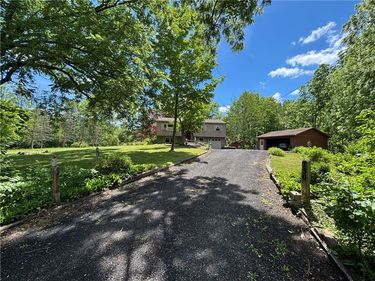 750 Turner Road , Newark, NY 14513