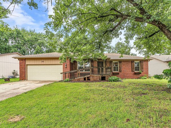 1375 E Dunkirk Street , Springfield, MO 65804