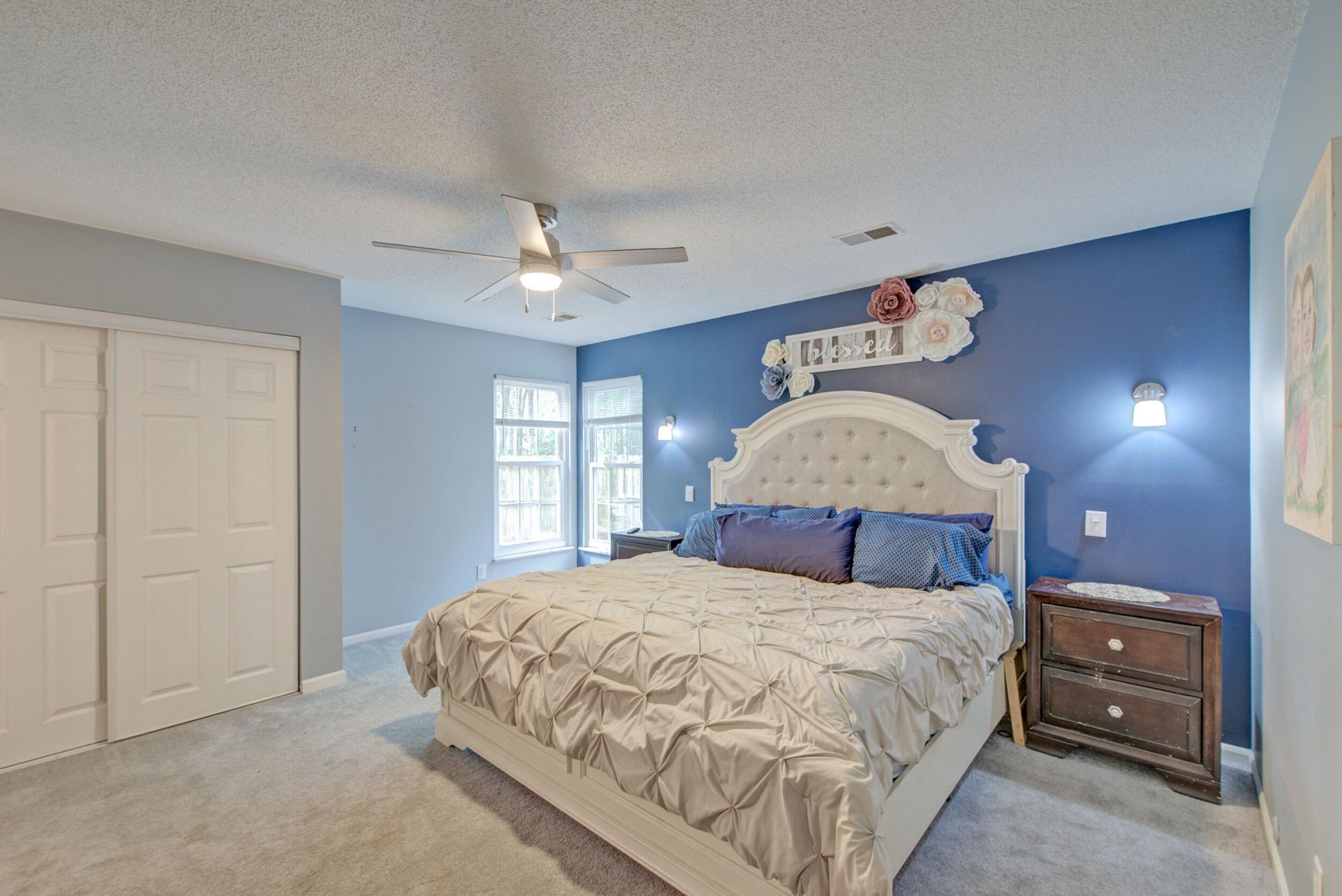 115 Challis Court Photo 22