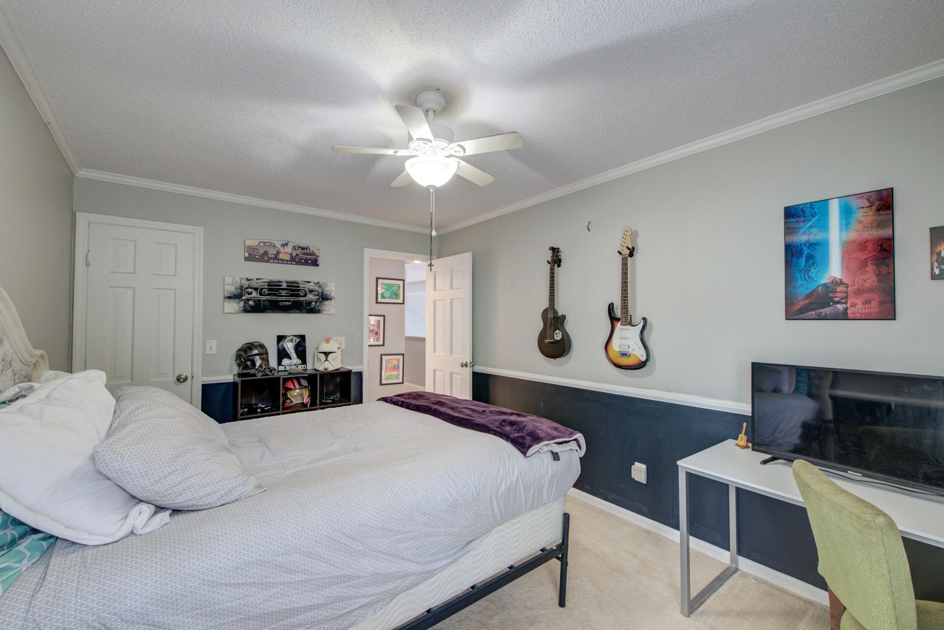 115 Challis Court Photo 31