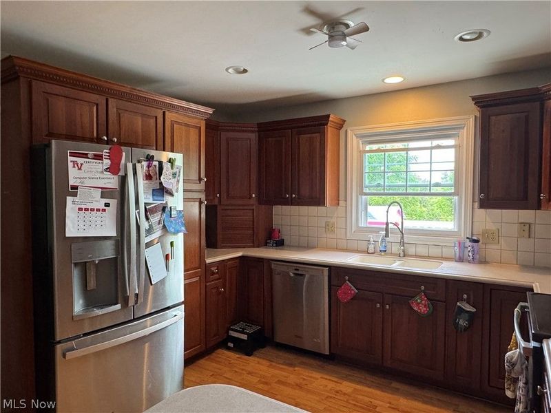 1679 Lakeview Square NE, Bolivar, OH 44612 Photo 10