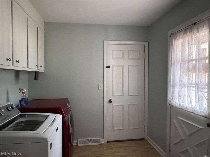 1679 Lakeview Square NE, Bolivar, OH 44612 Photo 20