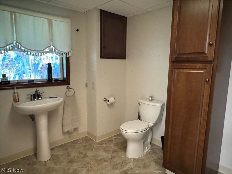 1679 Lakeview Square NE, Bolivar, OH 44612 Photo 38