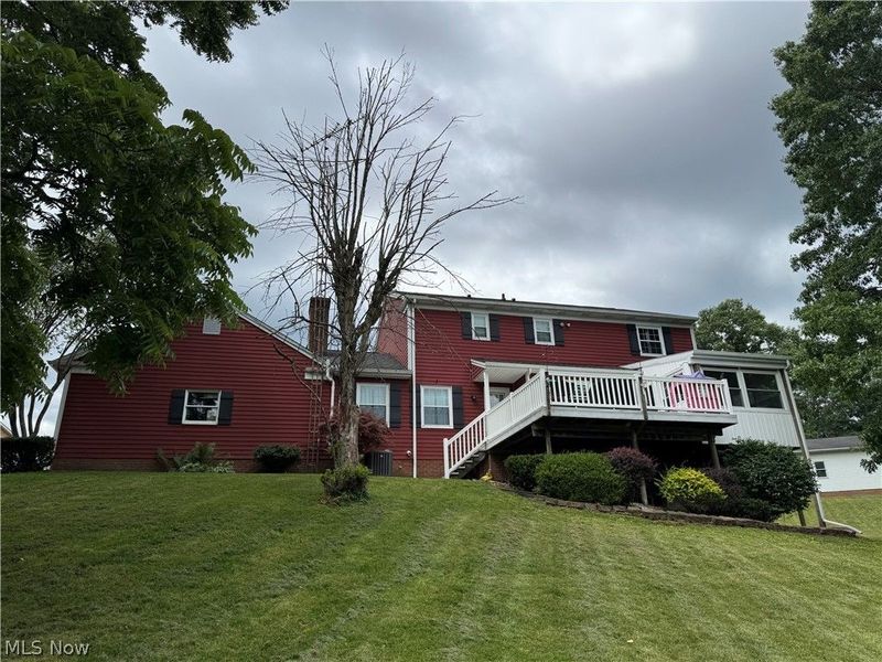 1679 Lakeview Square NE, Bolivar, OH 44612 Photo 4