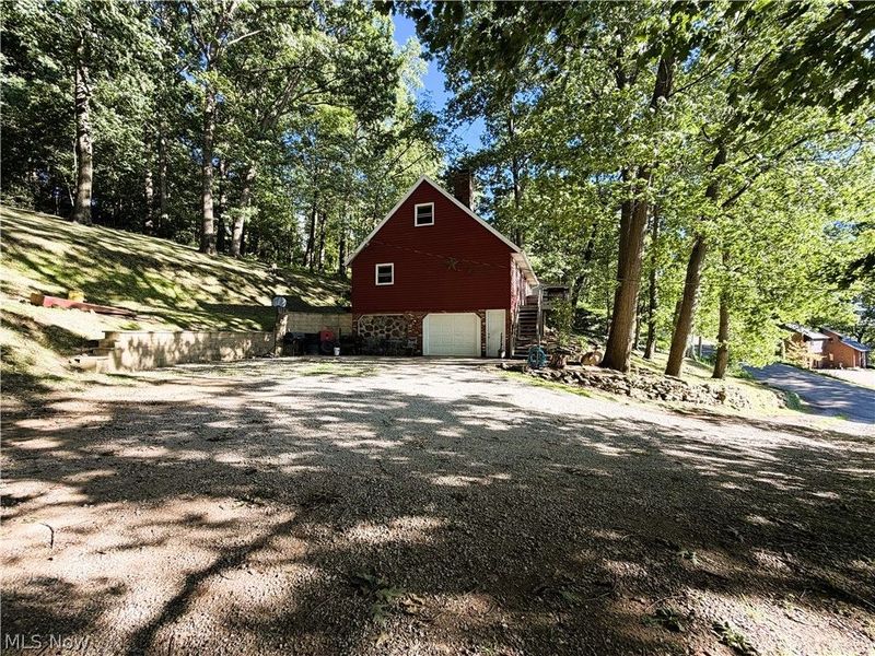 821 Lynnwood Drive, Minerva, OH 44657 Photo 3