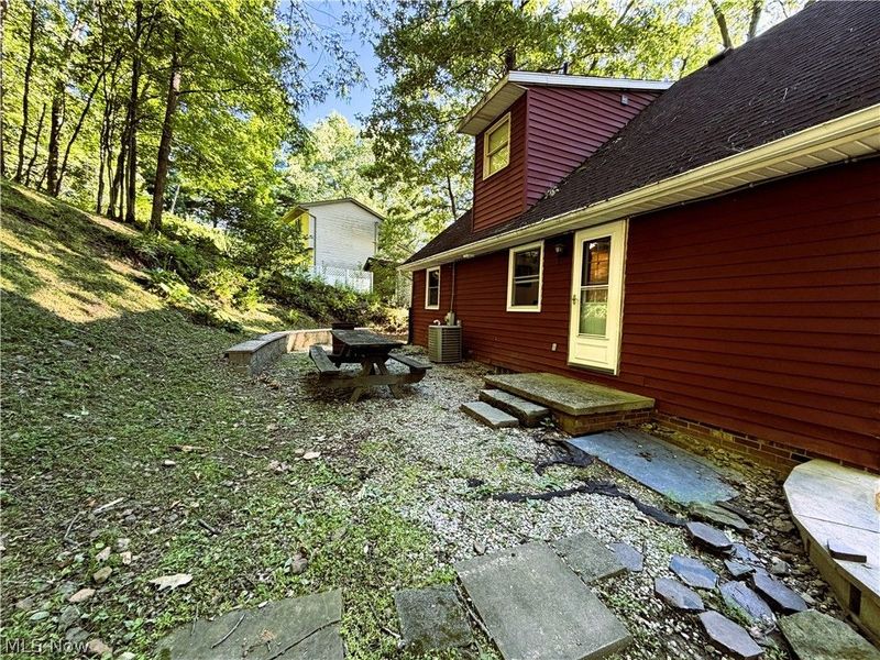 821 Lynnwood Drive, Minerva, OH 44657 Photo 6