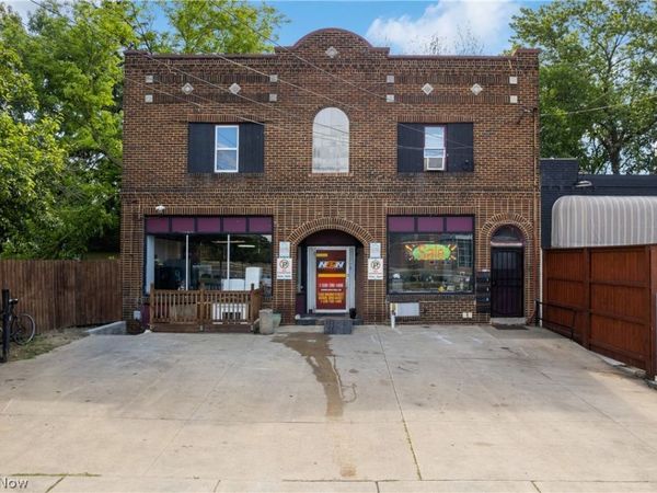1305 Brown Street , Akron, OH 44301