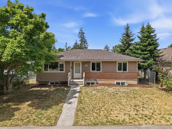 4411 N Whitehouse St, Spokane, WA 99205