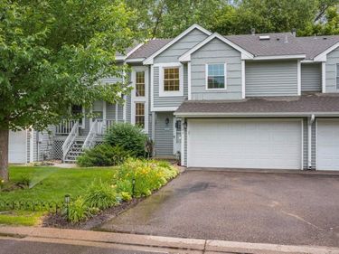 8133 Curtis Lane, Eden Prairie, MN 55347