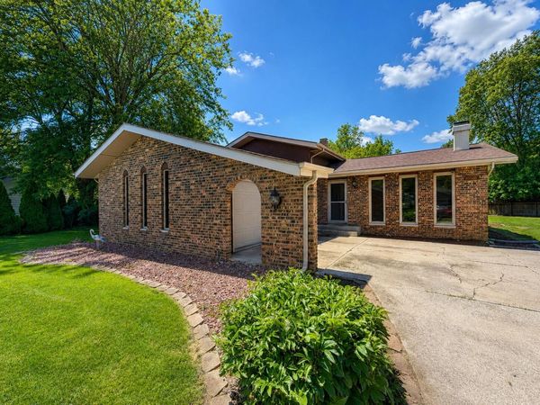 10008 Garfield Court, Crown Point, IN 46307