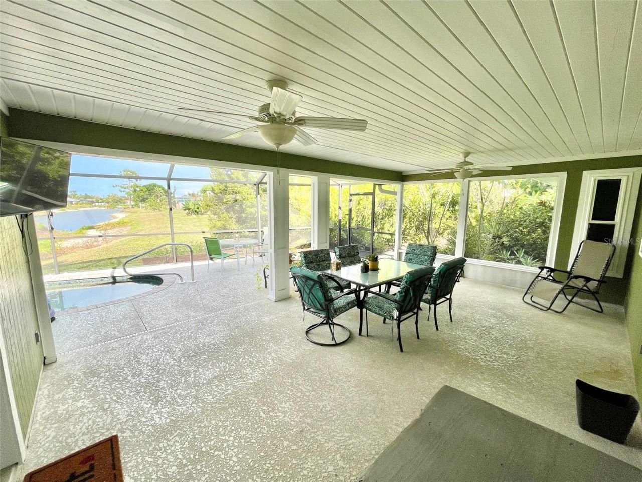 98 Hourglass Drive, Venice, FL 34293 Photo