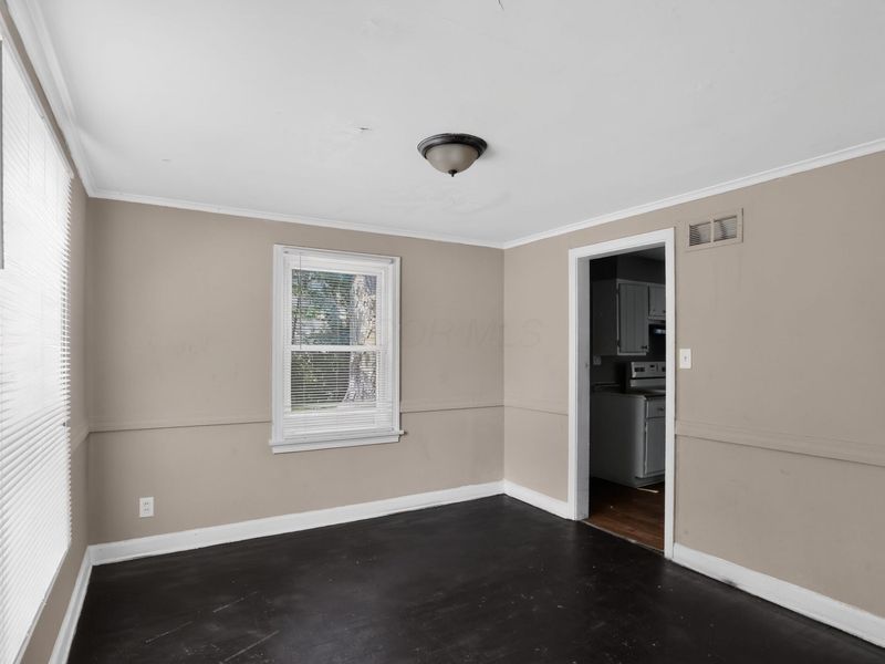 208 S James Road , Columbus, OH 43230 Photo 10