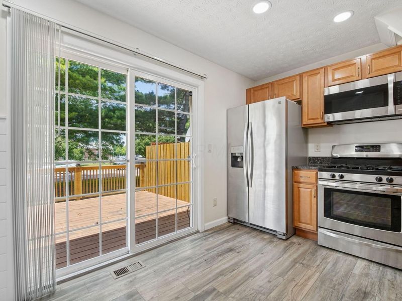 817 Pine Way Drive , Unit M1, Columbus, OH 43085 Photo 6