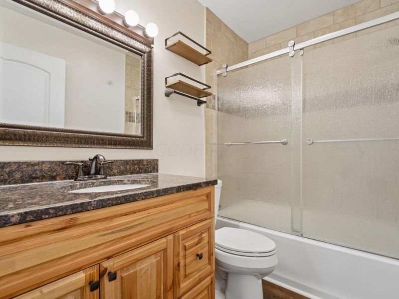 817 Pine Way Drive , Unit M1, Columbus, OH 43085 Photo 8