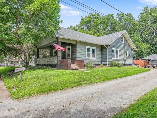 309 D Avenue W, Oskaloosa, IA 52577