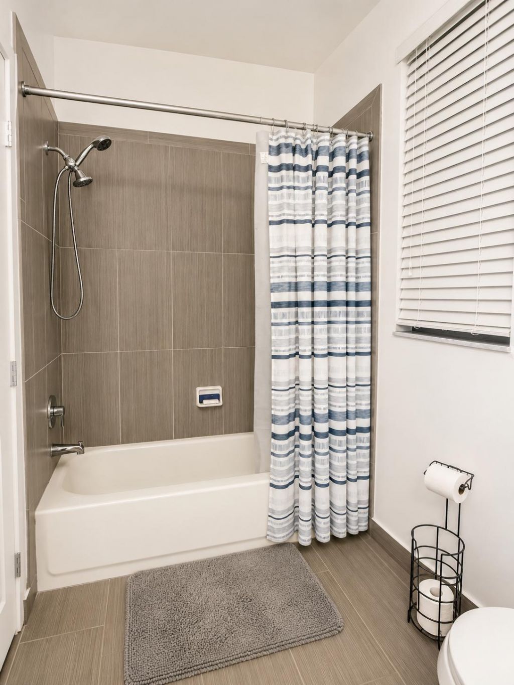 4822 NW 56th Court, Tamarac, FL 33319 Photo
