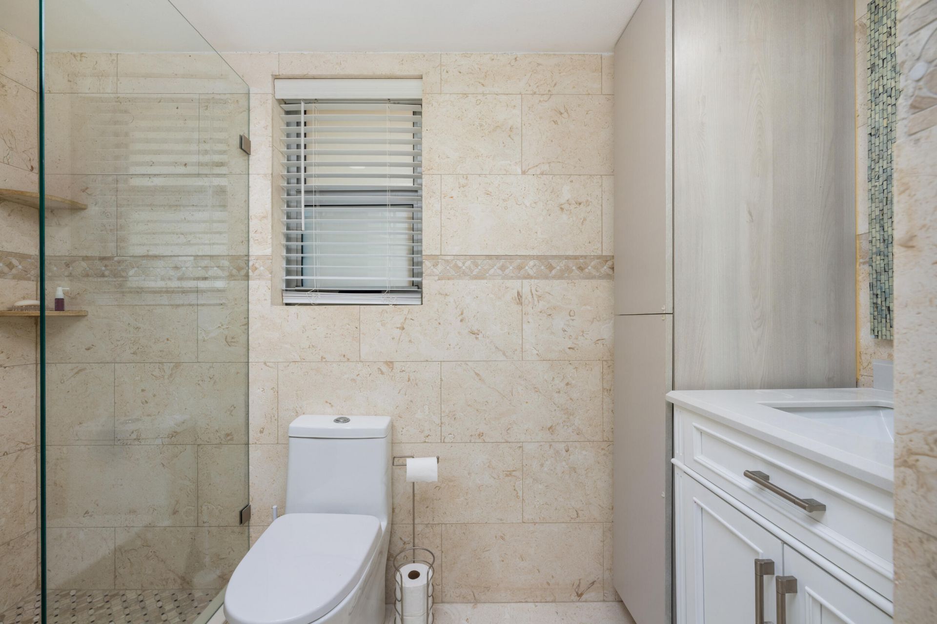 3654 Via Poinciana, Unit 603, Lake Worth, FL 33467 Photo